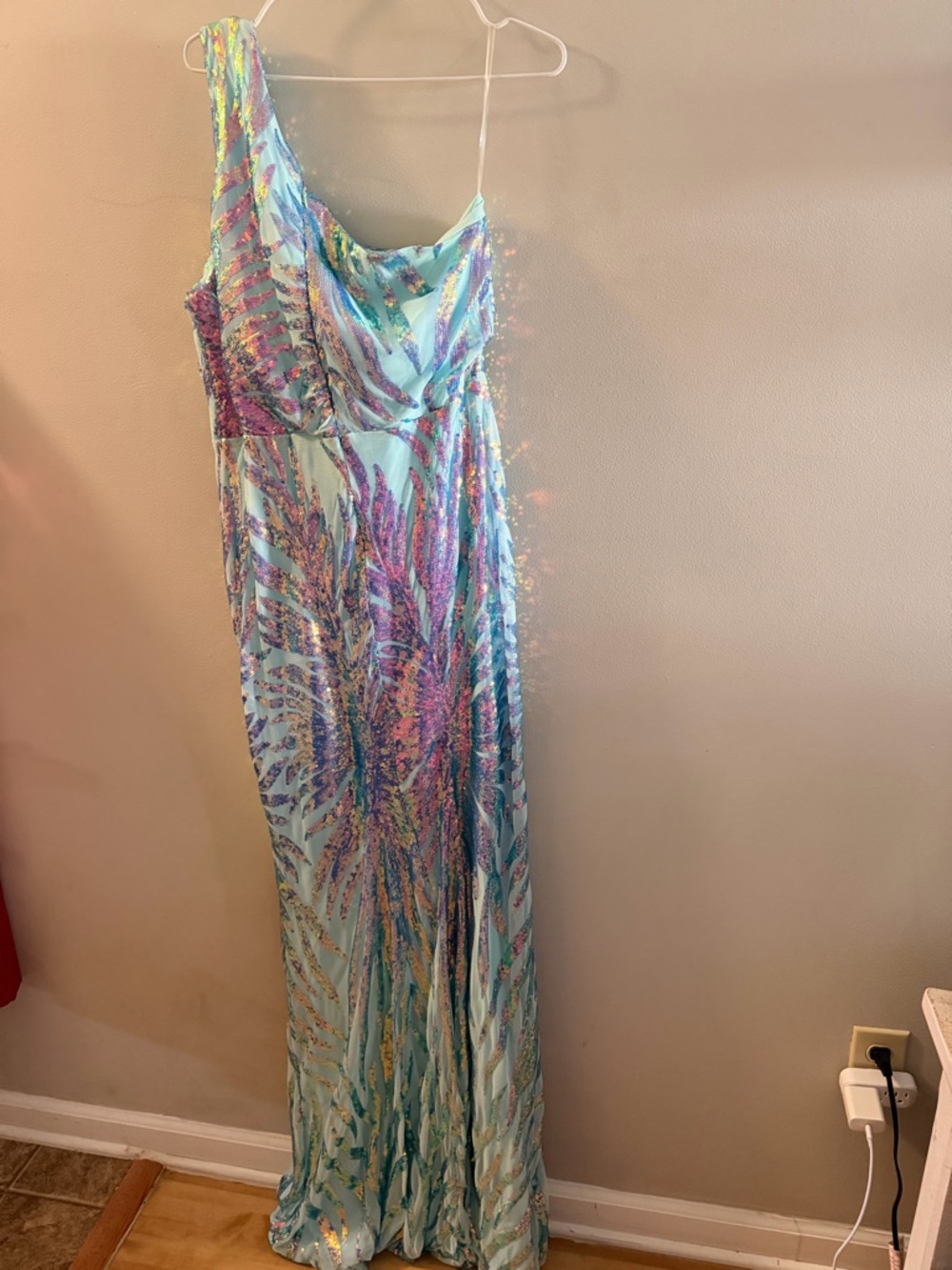 Women’s XL, Giffinsetti, Aqua & purple Iridescent Sequin Prom Dress - Picture 6 of 16